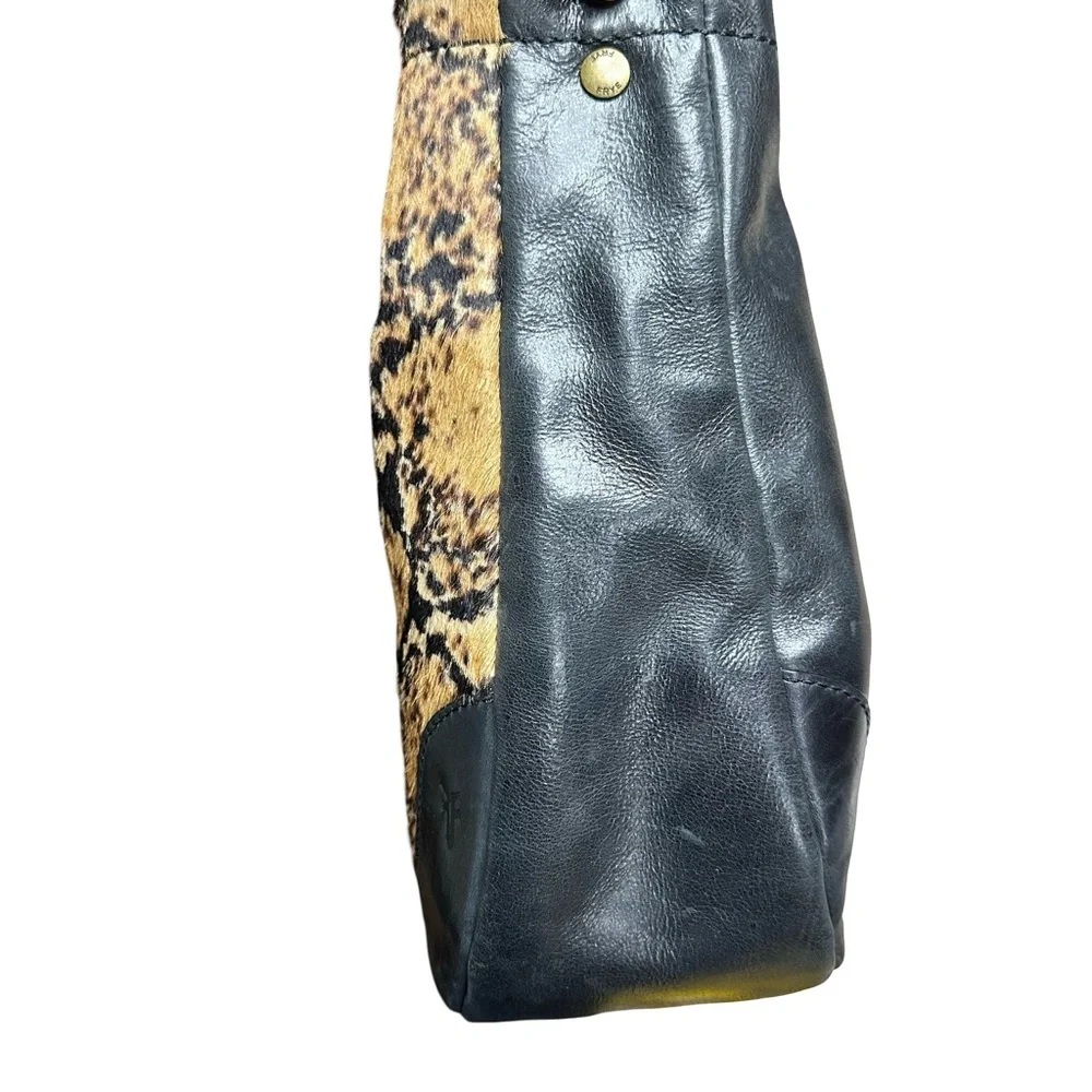 Frye Melissa Hobo Large Calfskin Snake Print Handbag Black Leather Luxury